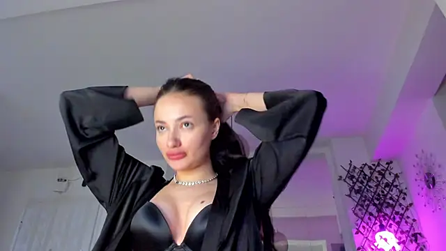 IreneVON online show from 02/07/25, 06:24