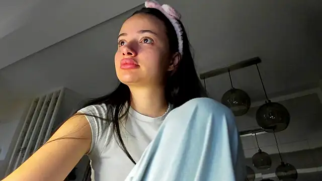 IreneVON online show from 10/07/25, 04:53