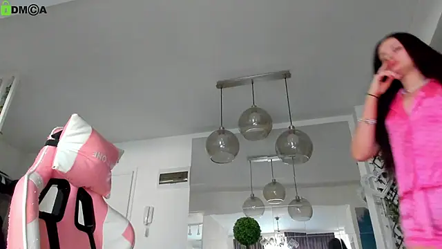 IreneVON online show from 04/17/26, 04:37