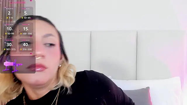 Emily robertss online show from 04/11/26, 07:18