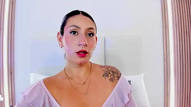 Emily robertss online show from 04/22/26, 07:26