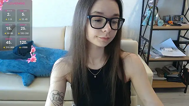 Snapshot of Amarieni chatting on 01/04/25, 11:22 Amarieni online show from 01/04/25, 11:22