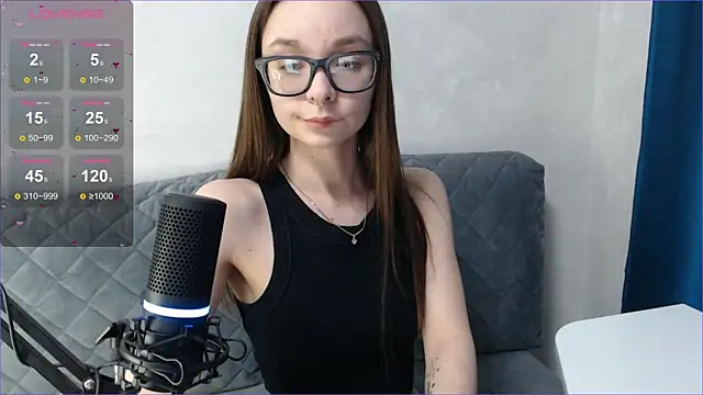 Snapshot of Amarieni chatting on 02/22/25, 06:19 Amarieni online show from 02/22/25, 06:19