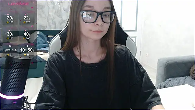 Snapshot of Amarieni chatting on 02/27/25, 05:58 Amarieni online show from 02/27/25, 05:58