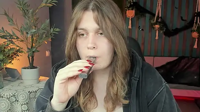 FioraMarmoris online show from 10/23/25, 01:32