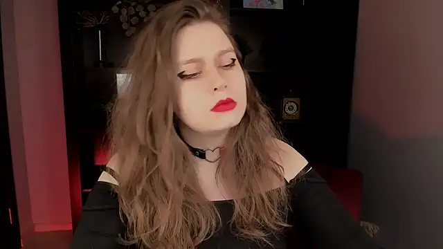 Snapshot of FioraMarmoris chatting on 02/07/26, 06:00 FioraMarmoris online show from 02/07/26, 06:00