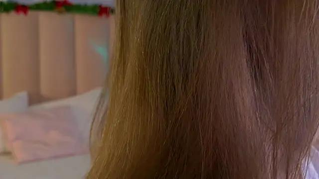 Eva Natsumi online show from 12/16/24, 05:27