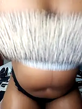 Queen-Chocolate online show from 01/31/26, 08:51