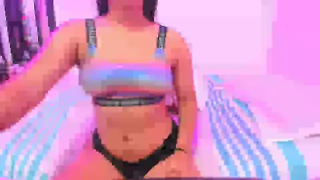 Ivonnesweets online show from 02/12/25, 04:01