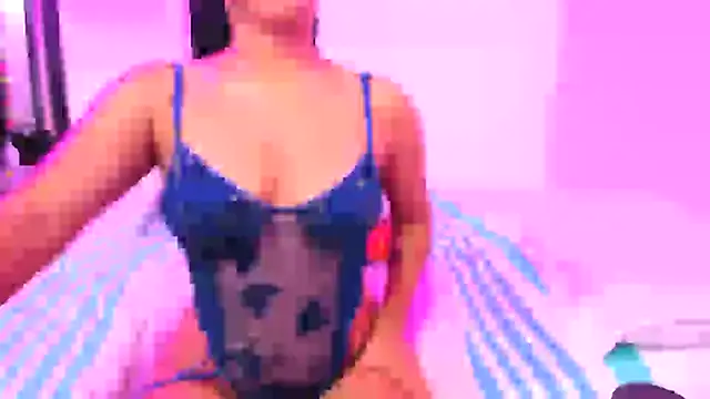 Ivonnesweets online show from 02/18/25, 02:27