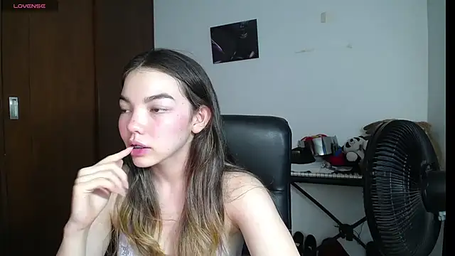 venelope1 online show from 02/03/25, 04:46