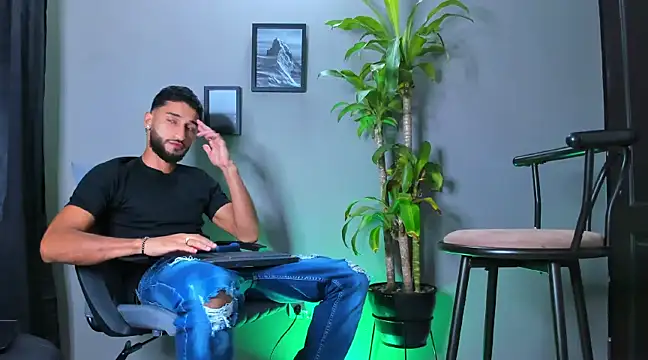 Damian 022 online show from 02/22/25, 01:00