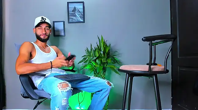 Damian 022 online show from 03/20/25, 04:53