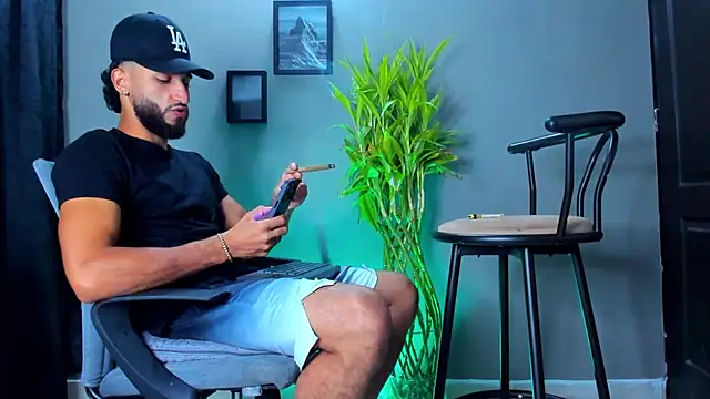 Damian 022 online show from 02/24/26, 04:32