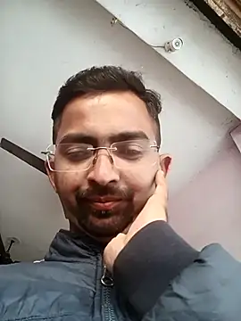 sagarghai07 online show from 11/20/25, 10:26