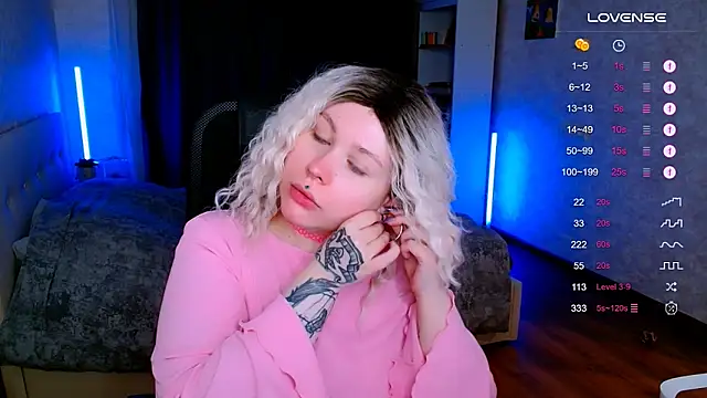 Blueberry-baby online show from 12/03/25, 09:57