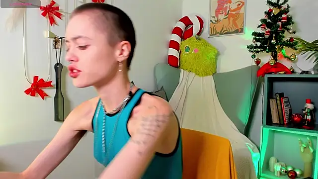 PamelaYong online show from 01/05/25, 01:36