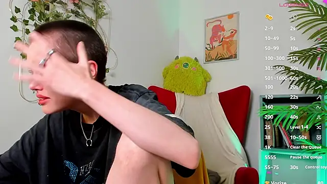 PamelaYong online show from 02/27/25, 04:53