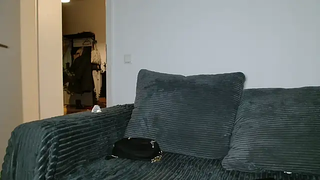 Jasmin-White online show from 10/21/25, 08:09