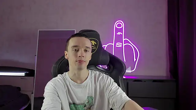 MasonWarholl online show from 01/09/25, 05:43