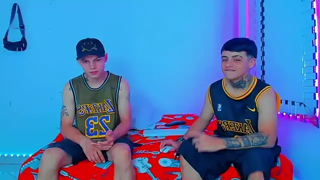 HOT boy2025 online show from 12/17/24, 07:59