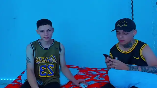 HOT boy2025 online show from 01/18/25, 10:06