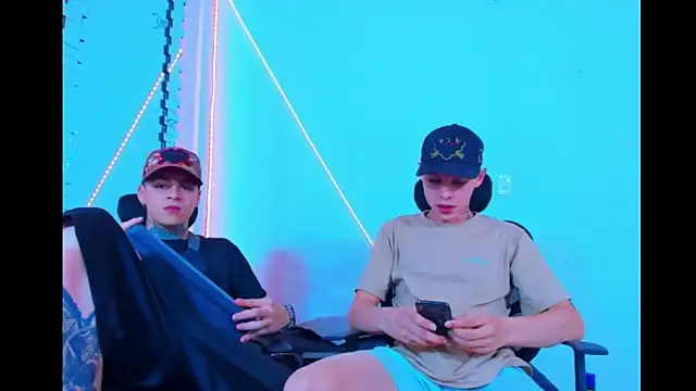 HOT boy2025 online show from 09/11/25, 04:01