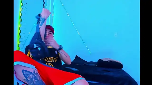 HOT boy2025 online show from 09/23/25, 05:54