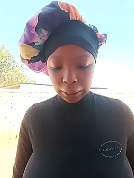 Snapshot of Mayo01_ chatting on 12/02/24, 07:25 Mayo01 online show from 12/02/24, 07:25