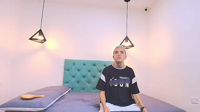 Tinny and Candy online show from 02/27/25, 01:28