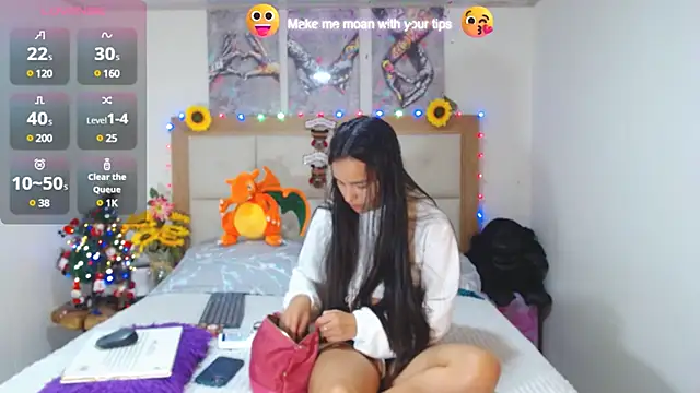 Snapshot of valentina_hearts chatting on 01/07/25, 12:24 valentina hearts online show from 01/07/25, 12:24