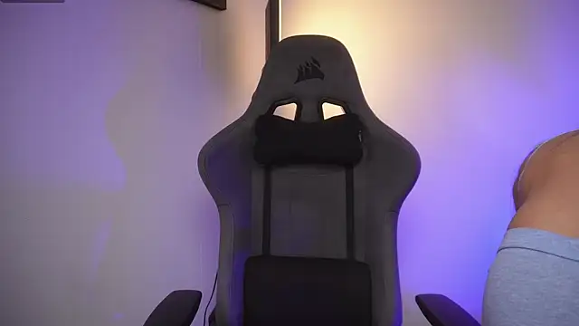 little-eli online show from 10/25/25, 07:19