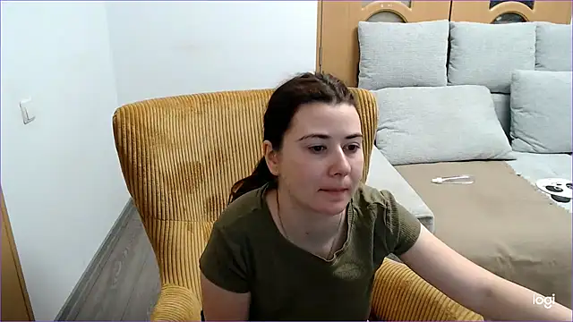 VioletaFlower7 online show from 03/24/26, 08:52