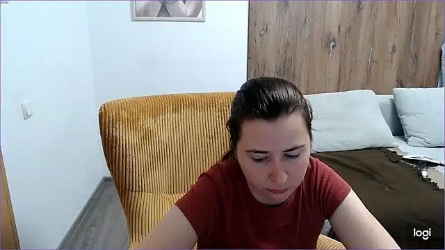 VioletaFlower7 online show from 05/16/26, 10:58