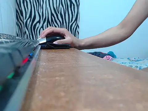 home vlak online show from 05/19/26, 01:56