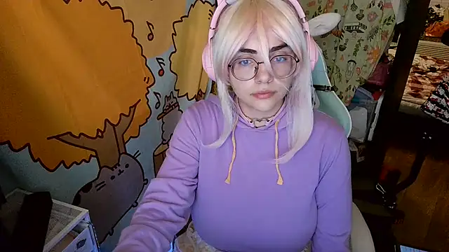 Snapshot of mochi_rainbow chatting on 01/24/25, 12:42 mochi rainbow online show from 01/24/25, 12:42