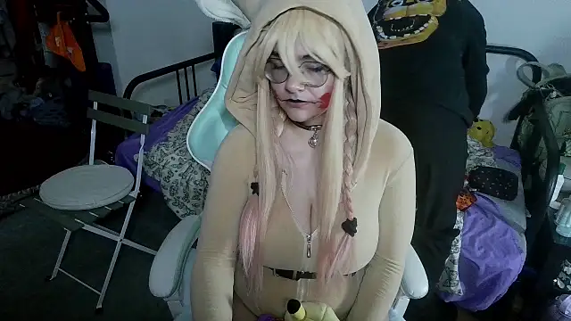 Snapshot of mochi_rainbow chatting on 02/28/26, 03:40 mochi rainbow online show from 02/28/26, 03:40