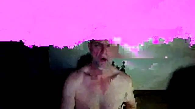 Snapshot of RealReadyFun chatting on 07/05/26, 11:01 RealReadyFun online show from 07/05/26, 11:01