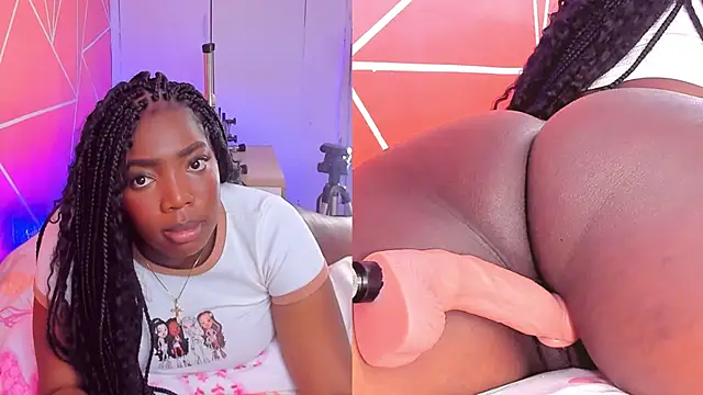 zoeethompson cm online show from 11/04/25, 11:09