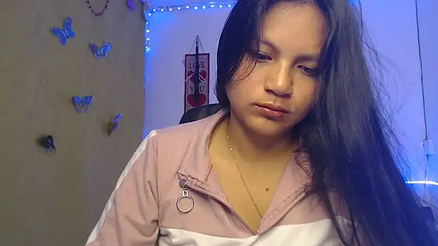 Snapshot of Zafiroweb09 chatting on 03/09/25, 11:58 Zafiroweb09 online show from 03/09/25, 11:58