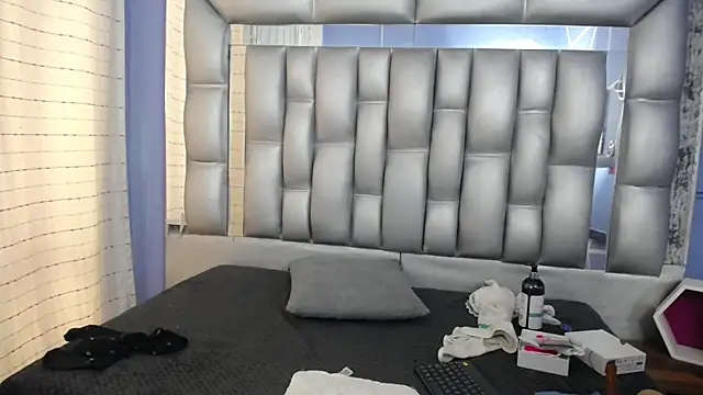 sophia ny online show from 03/07/25, 07:27