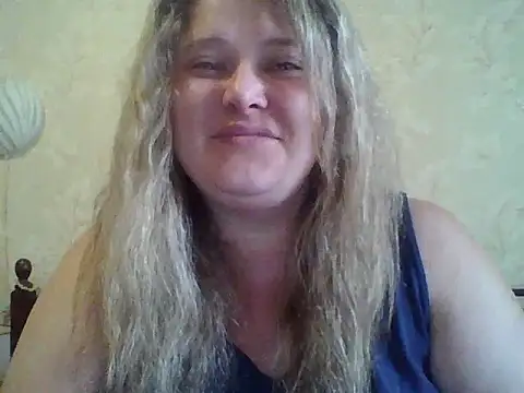 Snapshot of ParisMimi chatting on 04/29/26, 10:41 ParisMimi online show from 04/29/26, 10:41