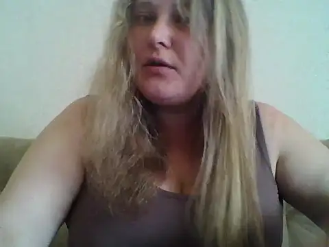 Snapshot of ParisMimi chatting on 05/11/26, 07:36 ParisMimi online show from 05/11/26, 07:36