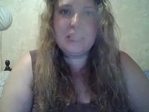Snapshot of ParisMimi chatting on 05/18/26, 08:42 ParisMimi online show from 05/18/26, 08:42