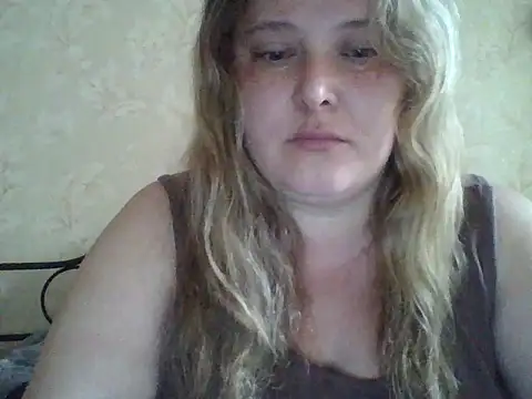 Snapshot of ParisMimi chatting on 05/20/26, 07:36 ParisMimi online show from 05/20/26, 07:36