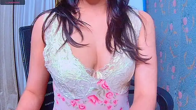 Aashika-Kaur online show from 12/08/24, 06:33