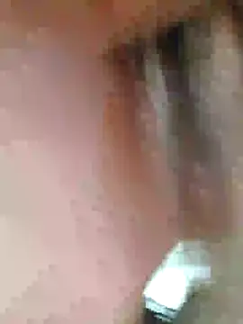 Snapshot of gaby_Souza chatting on 12/22/24, 05:10 gaby Souza online show from 12/22/24, 05:10