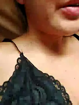 Snapshot of gaby_Souza chatting on 12/29/24, 05:22 gaby Souza online show from 12/29/24, 05:22