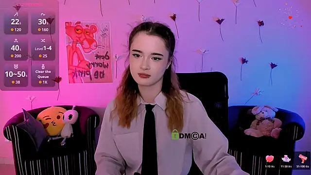 liana kisses online show from 02/16/26, 08:05