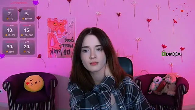 liana kisses online show from 04/20/26, 07:04